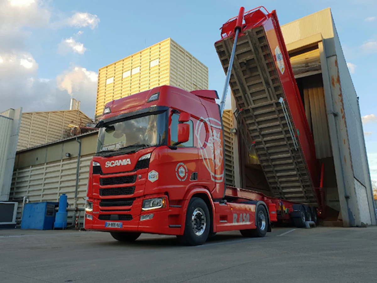 Transports Petit Transport Routier De Produits Conditionnes A Barbezieux Saint Hilaire Benne Dechet 2 Transports Petit Transport Routier De Produits Conditionnes A Barbezieux Saint Hilaire Benne Dechet 2